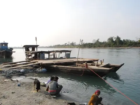  Ferry Boat digaru/taphra dyü  wrã